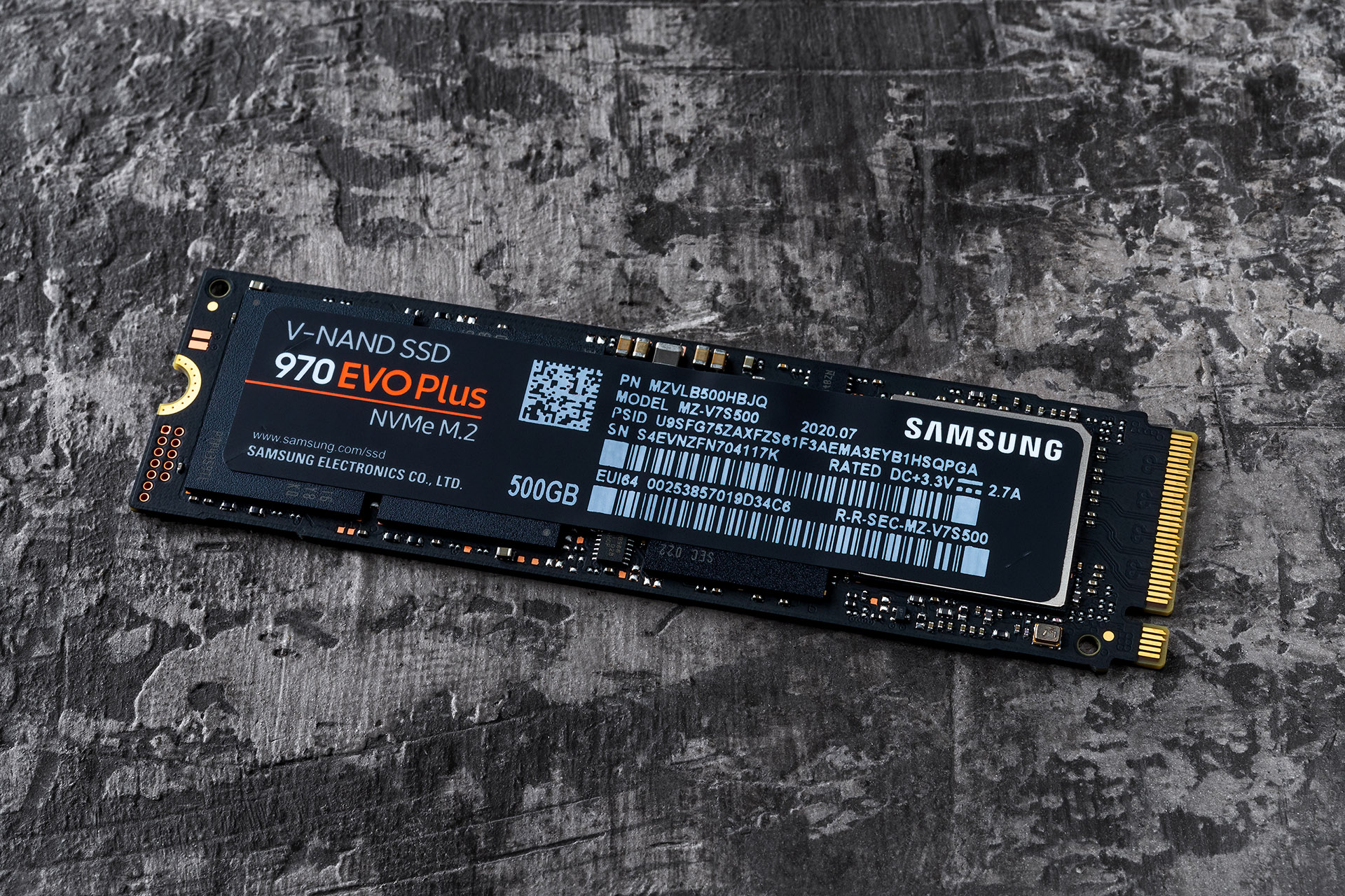 Samsung SSD 970 EVO Plus NVMe.