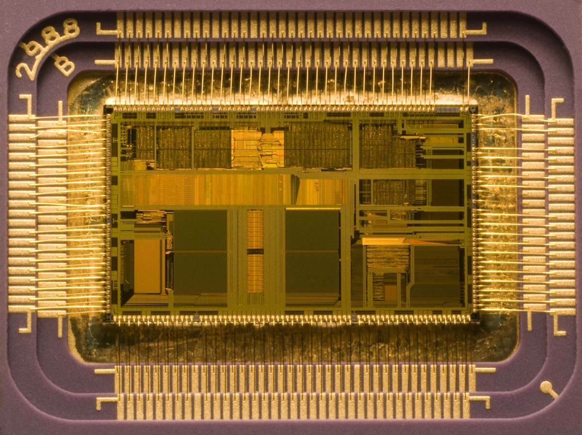 Intel i486DX2, 1992.