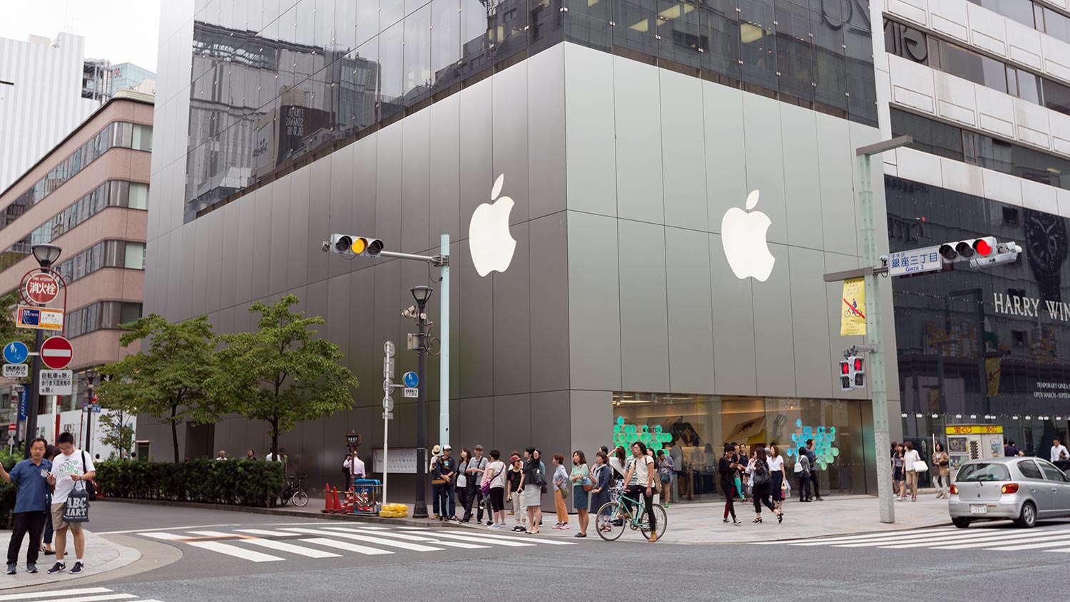 Apple Store in Ginza, Tokyo, Japon.